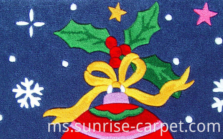 Hand Tufted Carpet with Chrismas Design